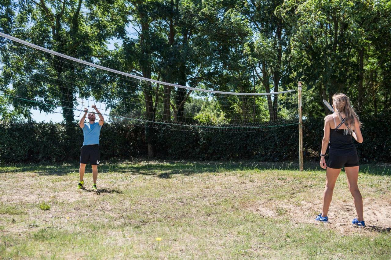 Camping Les Grenettes Sainte-Marie-de-Ré Buitenkant foto